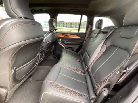 2022 Jeep Grand Cherokee Summit Reserve