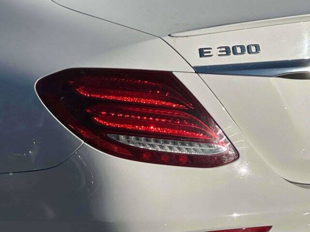 2017 Mercedes-Benz E-Class E 300 4MATIC