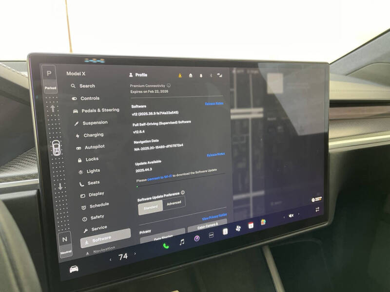 2022 Tesla Model X Plaid