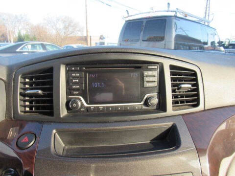 2017 Nissan Quest SV