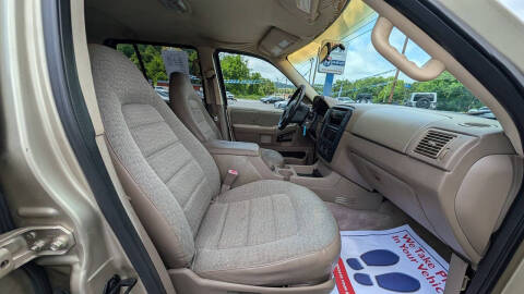 2002 Ford Explorer XLS