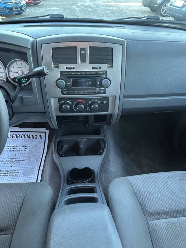 2006 Dodge Dakota SLT