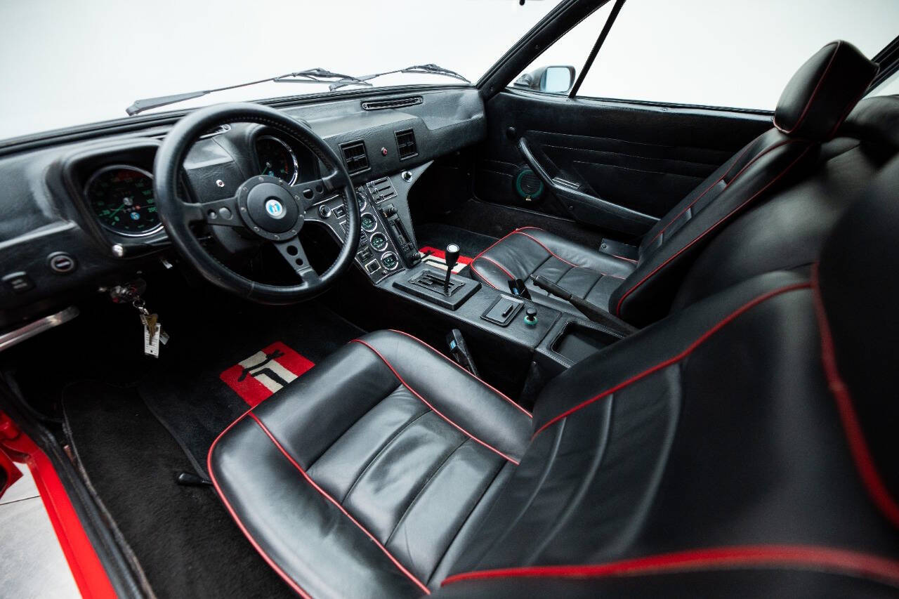 1972 De Tomaso Pantera 84