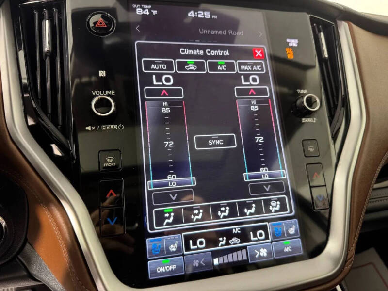 2024 Subaru Outback Touring