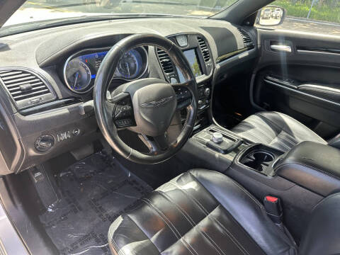 2021 Chrysler 300 S V6
