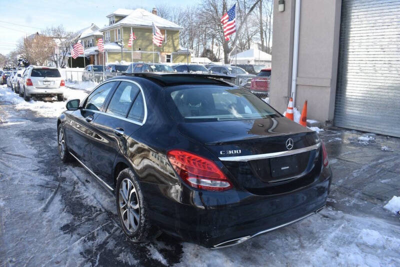 2016 Mercedes-Benz C-Class