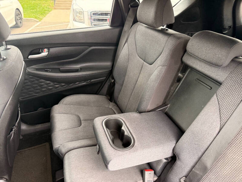 2020 Hyundai Santa Fe SE