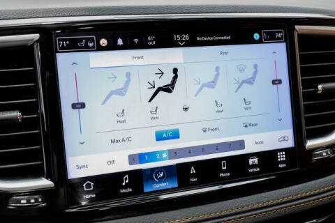 2022 Chrysler Pacifica Hybrid Pinnacle