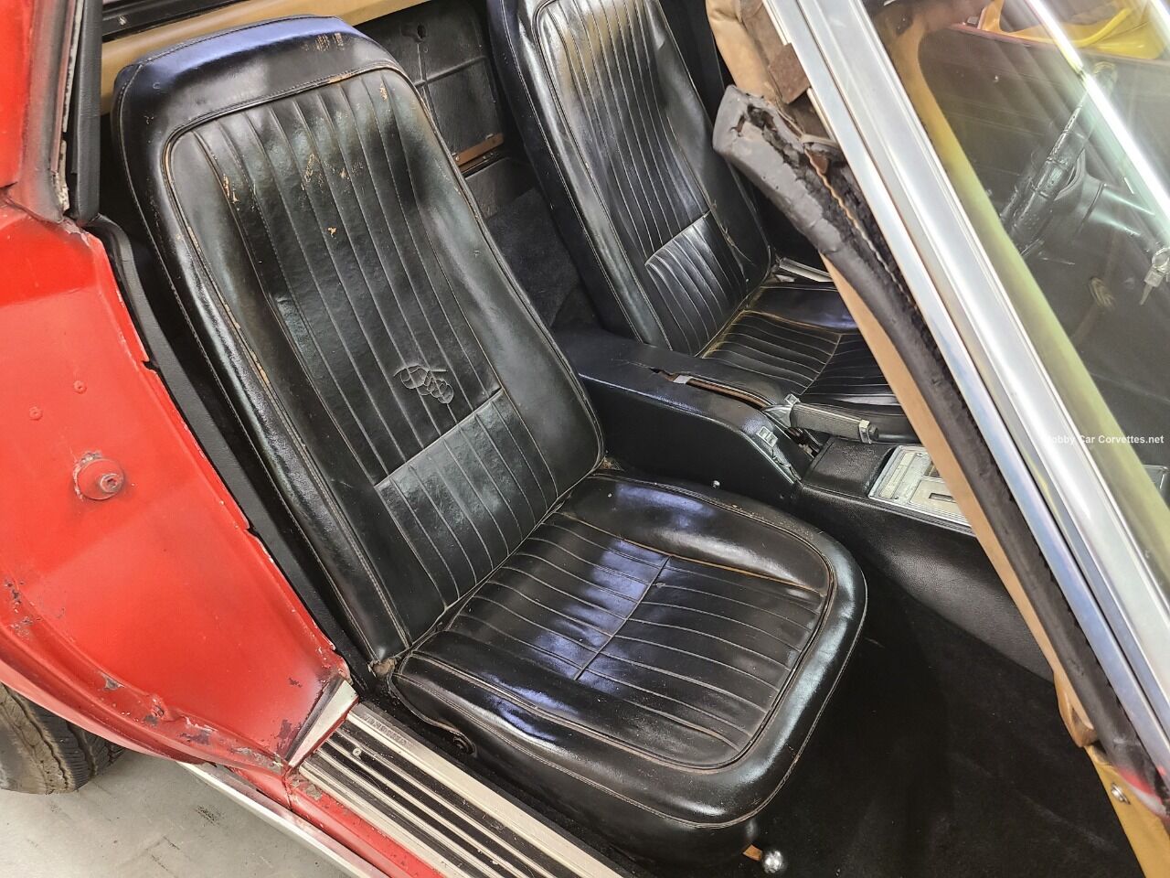 1976 Chevrolet Corvette 13