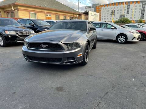 2013 Ford Mustang for sale at Ronnie Motors LLC in San Jose CA