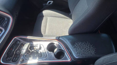 2015 Dodge Challenger SXT
