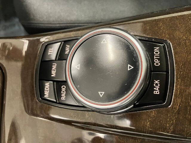 2014 BMW 5 Series 528i