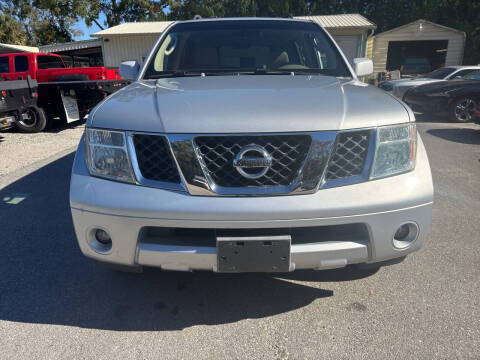 2006 Nissan Pathfinder LE
