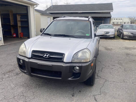 2006 Hyundai Tucson for sale at Elite Autos, Inc. in Fredericksburg VA