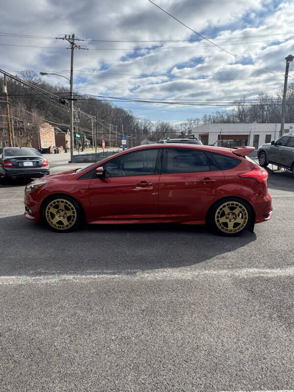 2018 Ford Focus ST