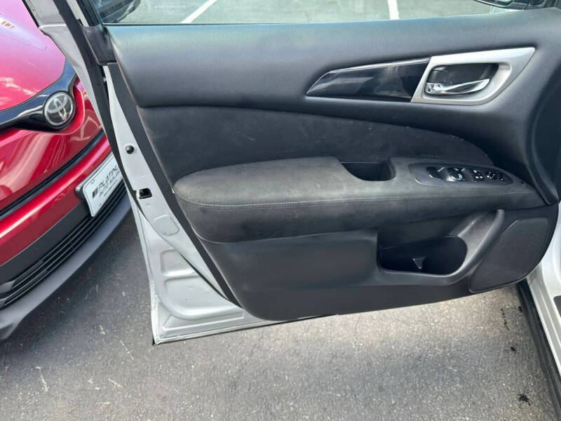 2015 Nissan Pathfinder