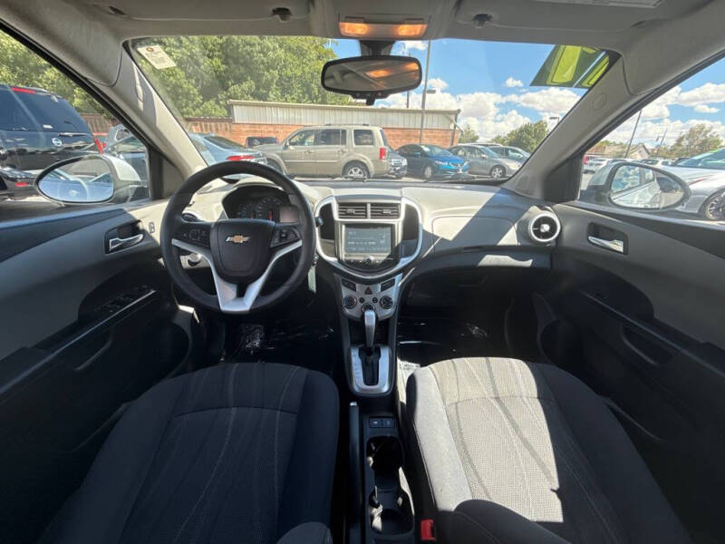 2017 Chevrolet Sonic LT Auto