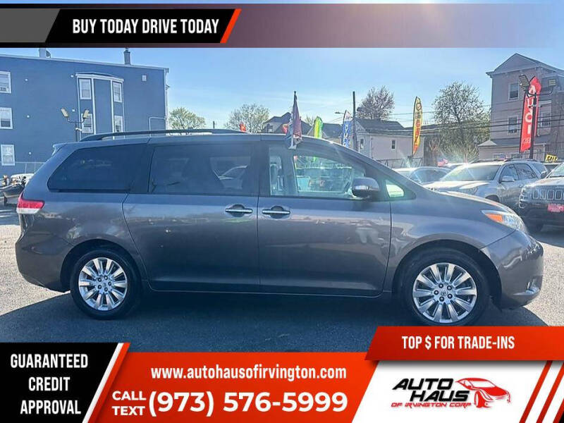 2014 Toyota Sienna