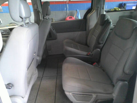 2010 Chrysler Town and Country Touring