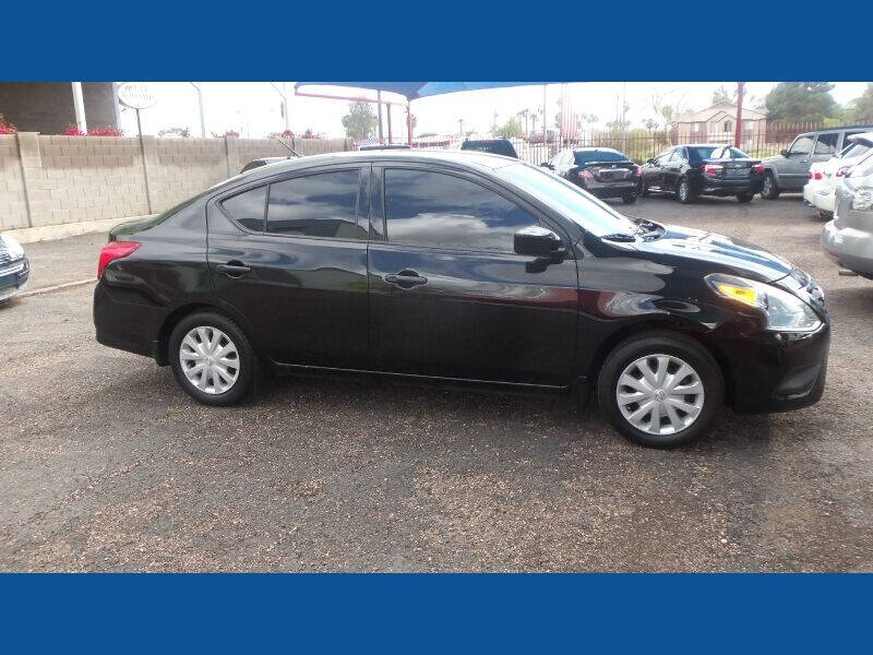 2016 Nissan Versa 1.6 S