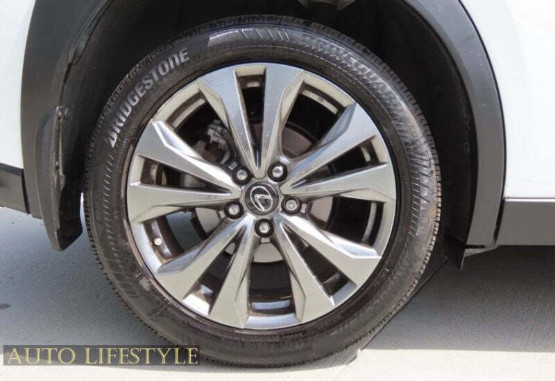 2019 Lexus UX 200