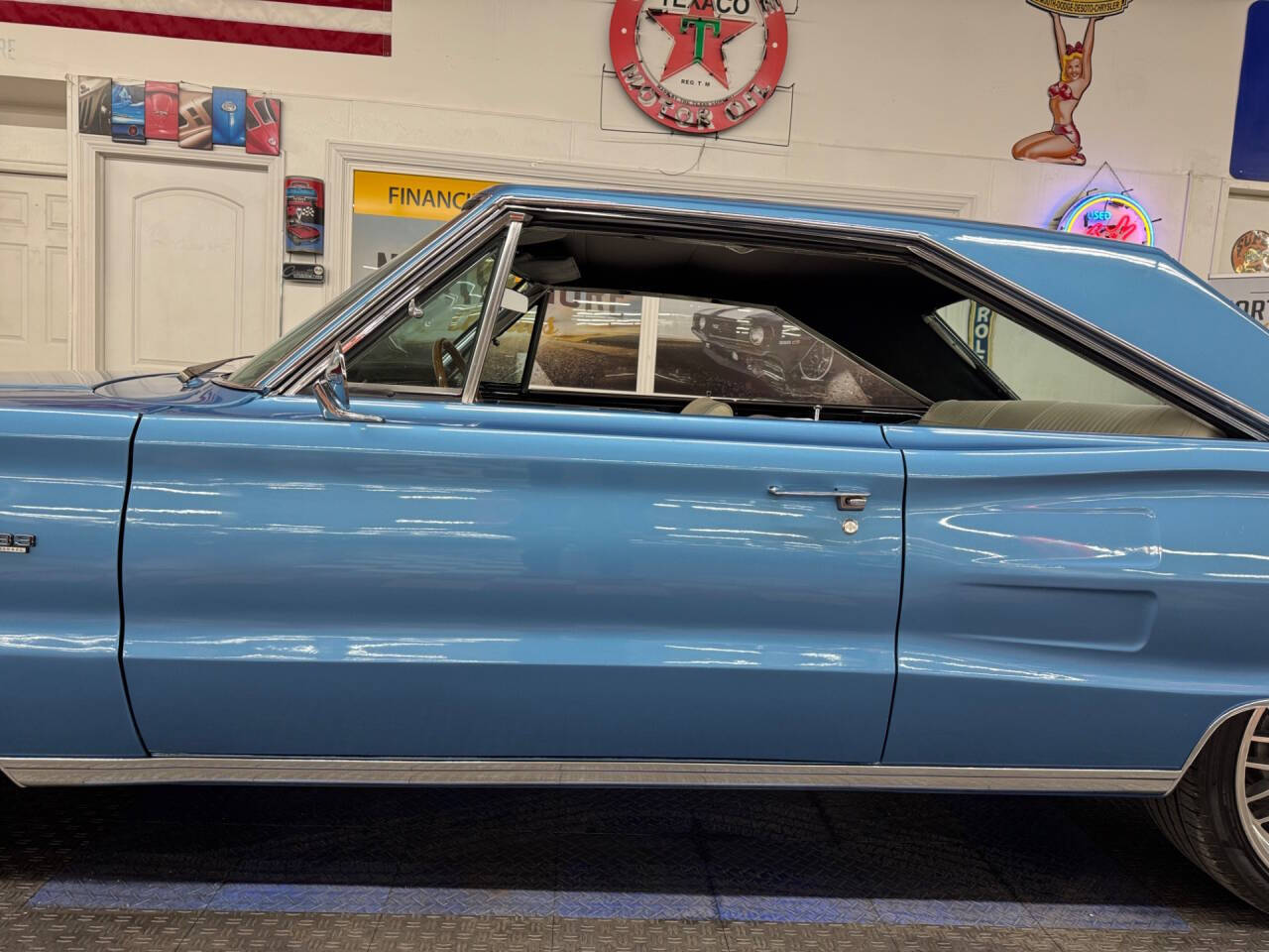 1967 Dodge Coronet 19