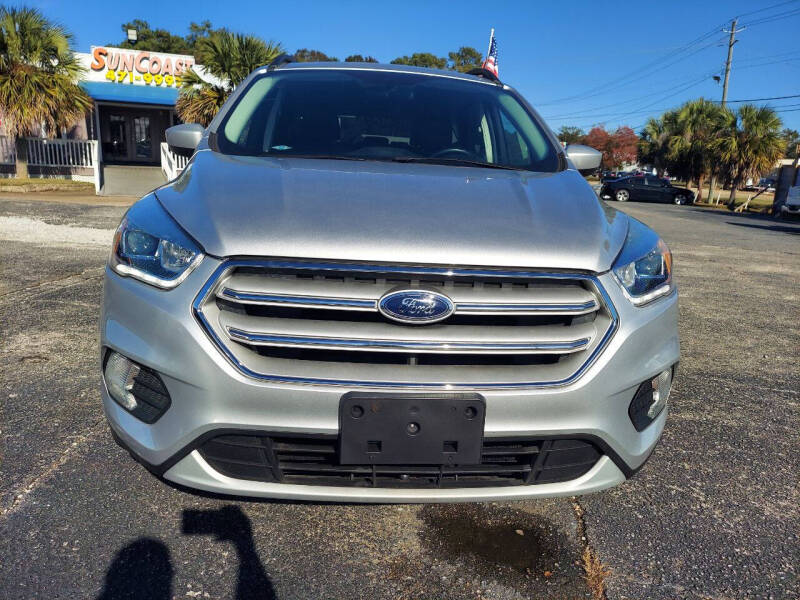 2019 Ford Escape SEL photo 2