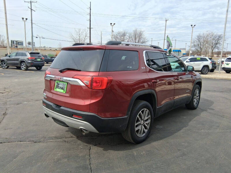 2017 GMC Acadia SLE-2