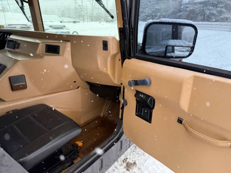 1994 AM General Hummer Hard Top