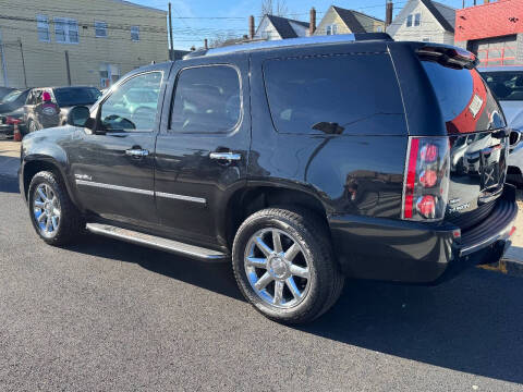 2009 GMC Yukon Denali