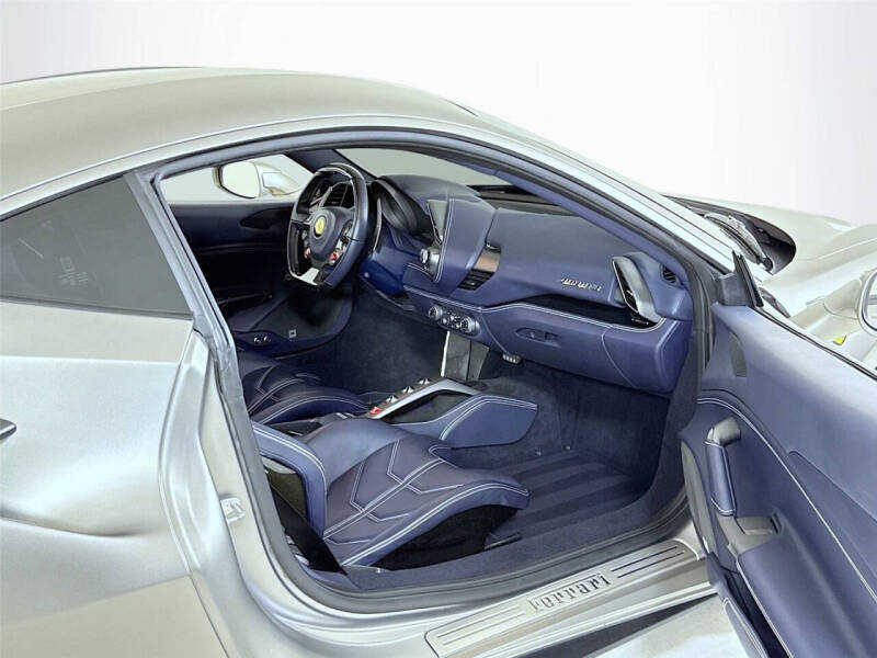 2016 Ferrari 488 GTB