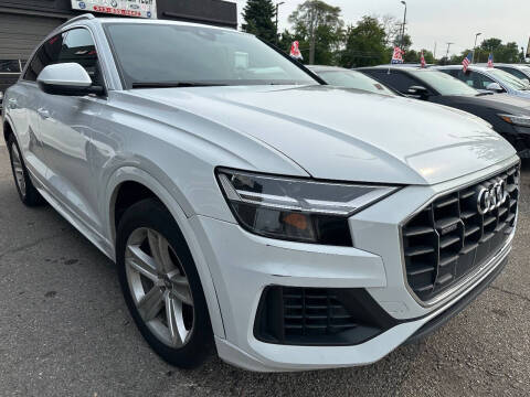 2019 Audi Q8 quattro Premium 55 TFSI