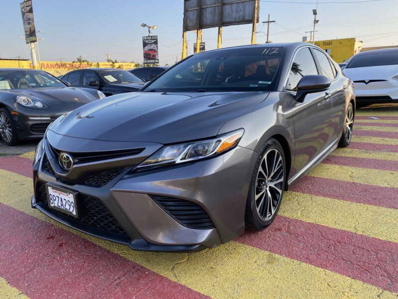 2018 Toyota Camry SE
