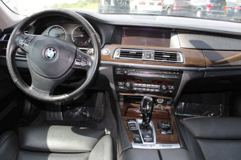 2011 BMW 7 Series 740Li