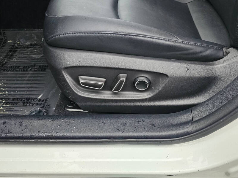 2017 Toyota Prius Four