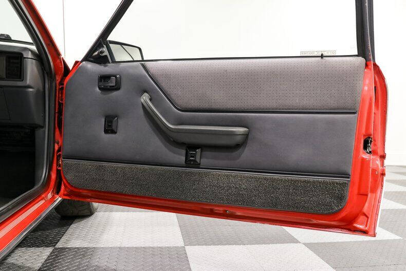 1985 Ford Mustang SVO Turbo