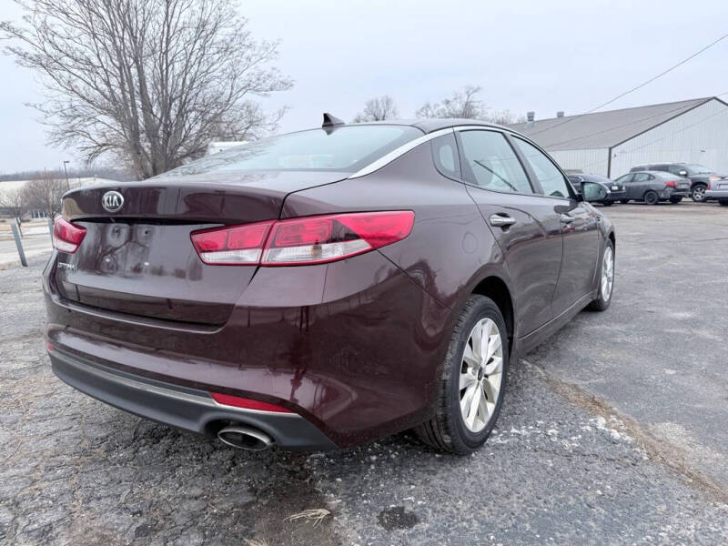 2017 Kia Optima LX