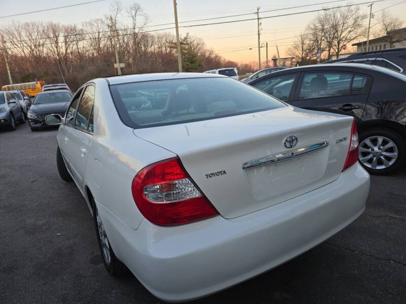 2004 Toyota Camry XLE