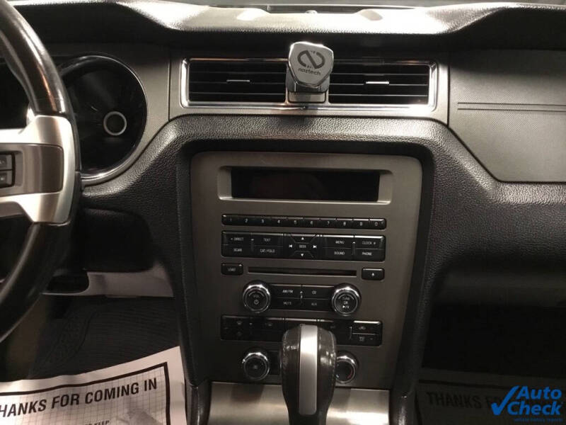 2014 Ford Mustang V6