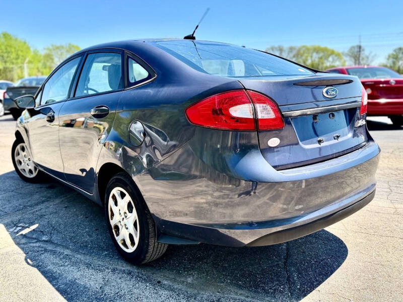 2013 Ford Fiesta S