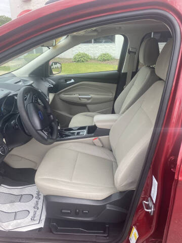 2017 Ford Escape SE