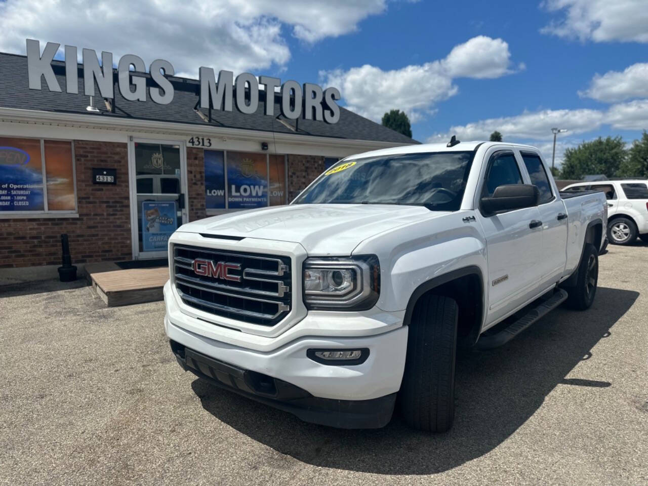 2018 GMC Sierra 1500 for sale at Kings Motors in Dayton, OH