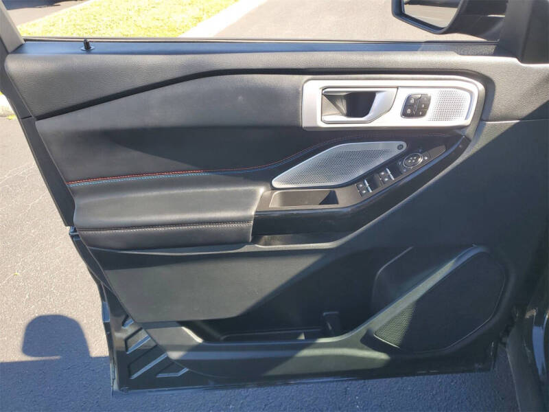 2023 Ford Explorer ST