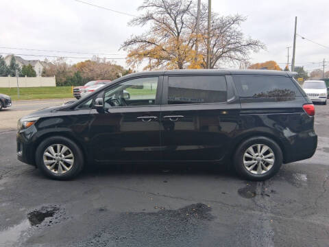 2017 Kia Sedona LX