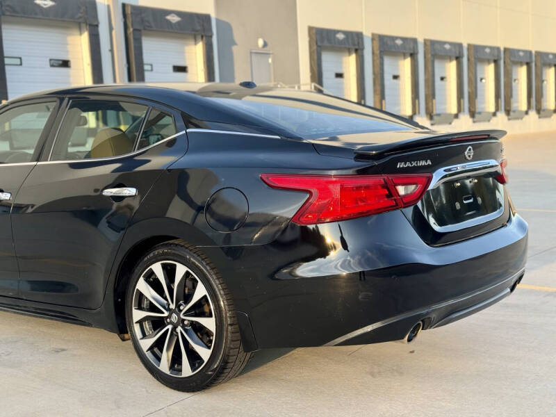 2016 Nissan Maxima 3.5 SR
