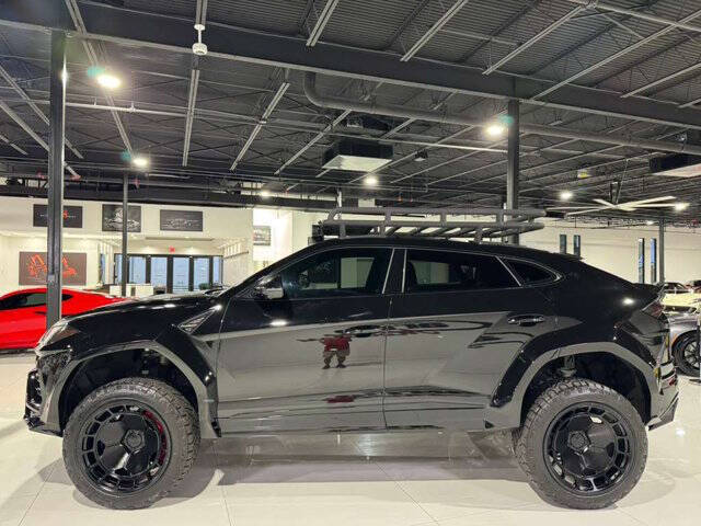 2022 Lamborghini Urus