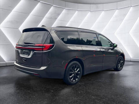 2021 Chrysler Pacifica Touring