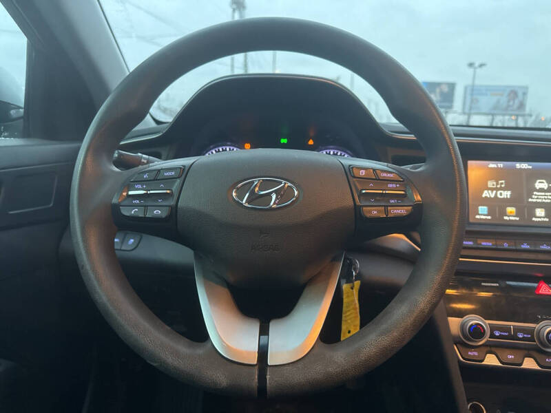 2020 Hyundai Elantra SEL