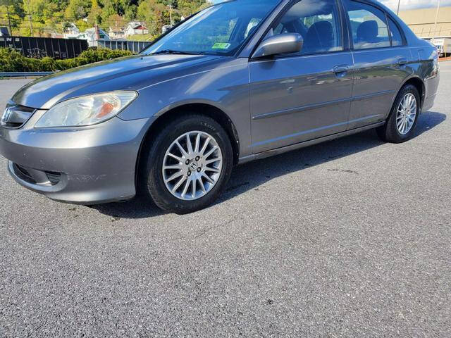 2005 Honda Civic for sale at In & Out Used Auto Sales in Bluefield WV