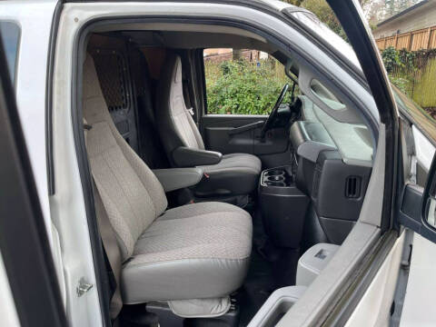 2018 GMC Savana 2500